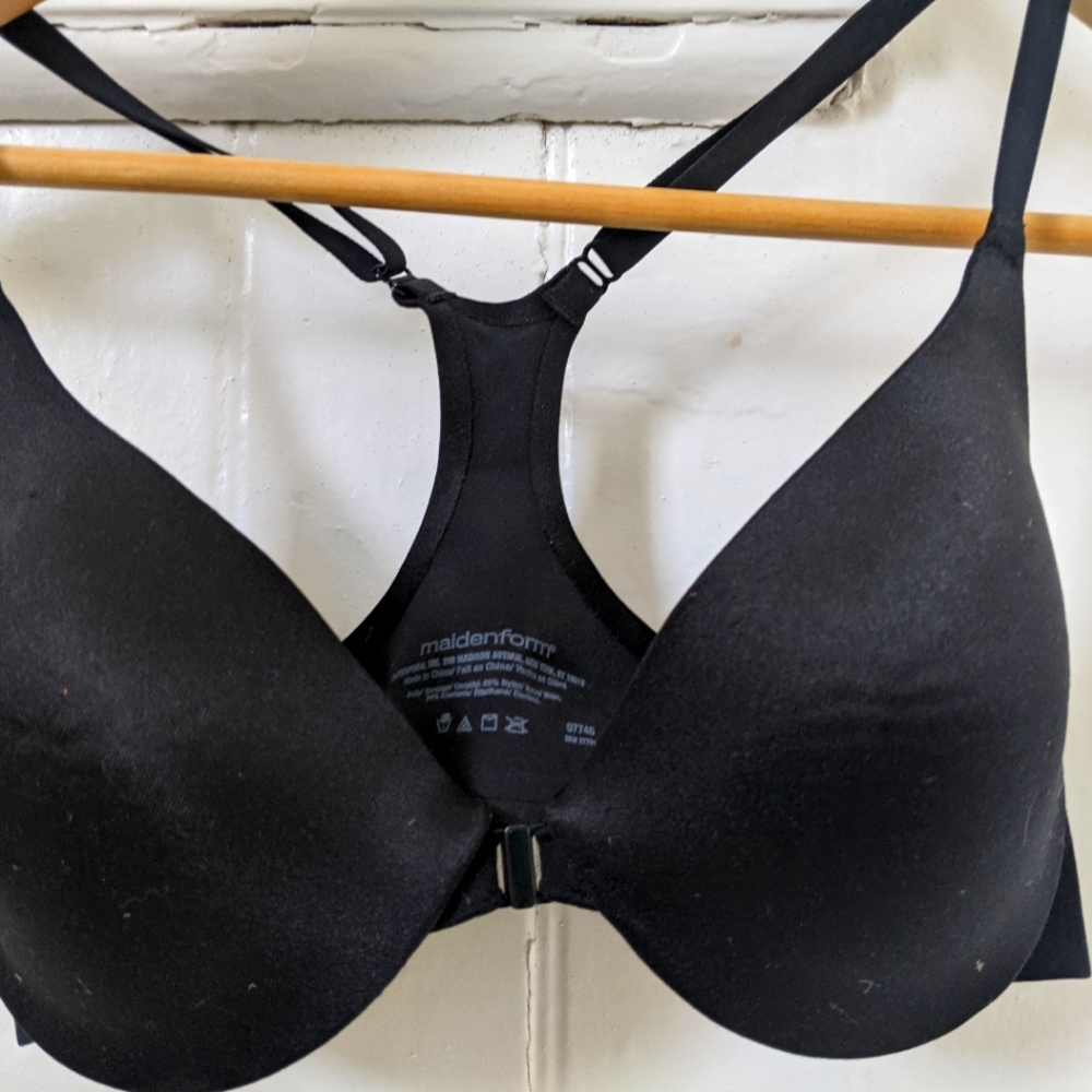 Worn once! Maidenform racer back black bra size 34B
